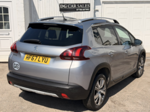 2017 Peugeot 2008 1.6 Bluehdi Allure in Grey — image 3