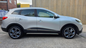 2018 Renault Kadjar 1.3 Tce Dynamique S Nav Euro 6 (s/s) 5dr in Silver — image 5
