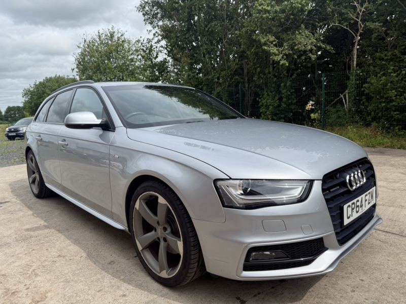 2014 Audi A4 Avant 2.0 Tdi Black Edition in Silver — image 1