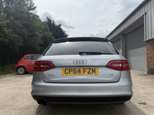 2014 Audi A4 Avant 2.0 Tdi Black Edition in Silver — image 6