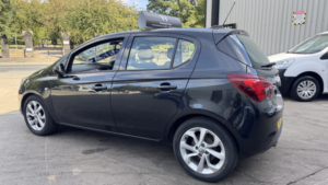 2016 Vauxhall Corsa 1.4 I Ecoflex Sri Black 5dr Low Tax+cruise+dab in Black — image 3