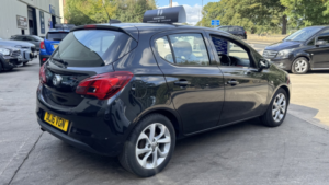 2016 Vauxhall Corsa 1.4 I Ecoflex Sri Black 5dr Low Tax+cruise+dab in Black — image 4