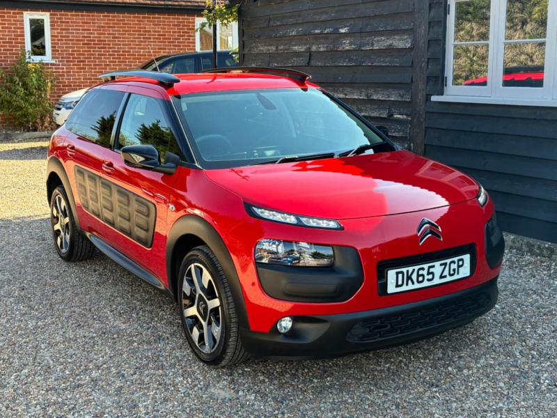 2015 Citroen C4 Cactus 1.6 Bluehdi Flair Euro 6 (s/s) 5dr in Red — image 1