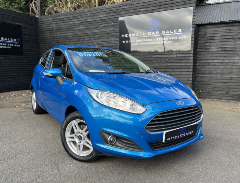2014 Ford Fiesta 1.3 Zetec in Blue — image 1