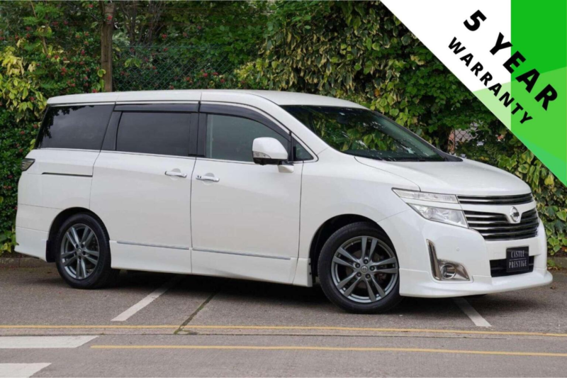 2012 Nissan Elgrand 2.5 Highway Star Urban Chrome 5dr 7 Seats in White — image 1