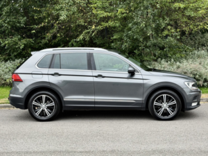 2017 Volkswagen Tiguan 2.0 Tdi Bluemotion Tech Se Navigation in Grey — image 2