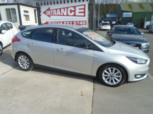 2016 Ford Focus 1.5 Tdci Titanium Hatchback 5dr Diesel Manual Euro 6 (s/s) (120 Ps) in Silver — image 2
