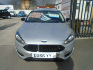 2016 Ford Focus 1.5 Tdci Titanium Hatchback 5dr Diesel Manual Euro 6 (s/s) (120 Ps) in Silver — image 3