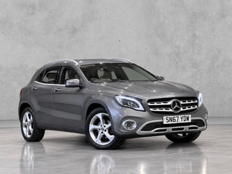 2017 Mercedes-Benz Gla 1.6 Gla200 Sport (premium) Euro 6 (s/s) 5dr in Grey — image 1