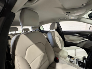 2017 Mercedes-Benz Gla 1.6 Gla200 Sport (premium) Euro 6 (s/s) 5dr in Grey — image 4