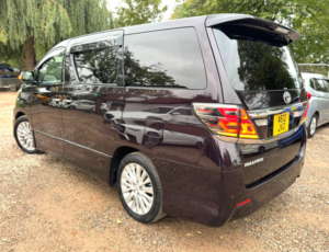 2012 Toyota Vellfire 2.4l Petrol- Upgraded Car -Ulez/caz Pass-Free 40months Gold Warranty & 12 Aa Breakdown Cover in Purple — image 6