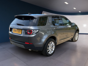 2017 Land Rover Discovery Sport 2.0 Td4 Se Tech in Grey — image 6