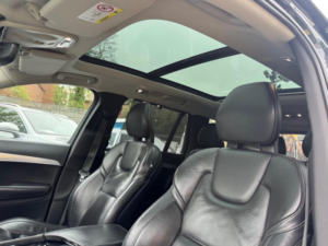 2016 Volvo Xc90 2.0 D5 Powerpulse Momentum Auto 4WD Euro 6 (s/s) 5dr in Grey — image 2