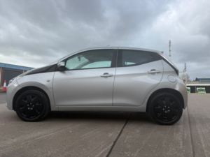 2016 Toyota Aygo 1.0 Vvt-I X-Play in Silver — image 4