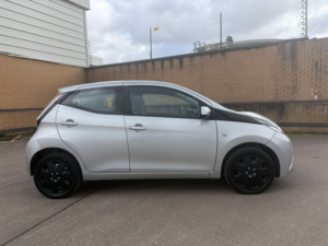 2016 Toyota Aygo 1.0 Vvt-I X-Play in Silver — image 5