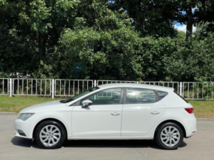 2014 SEAT Leon 1.6 Tdi Cr Se DSG Euro 5 (s/s) 5dr in White — image 4