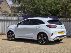 2021 Ford Puma 1.0t Ecoboost Mhev St-Line X SUV 5dr Petrol Manual Euro 6 (s/s) (125 Ps) in White — image 6