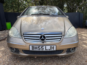 2005 Mercedes-Benz A Class 1.5 A150 Elegance Se CVT 5dr in Gold — image 3