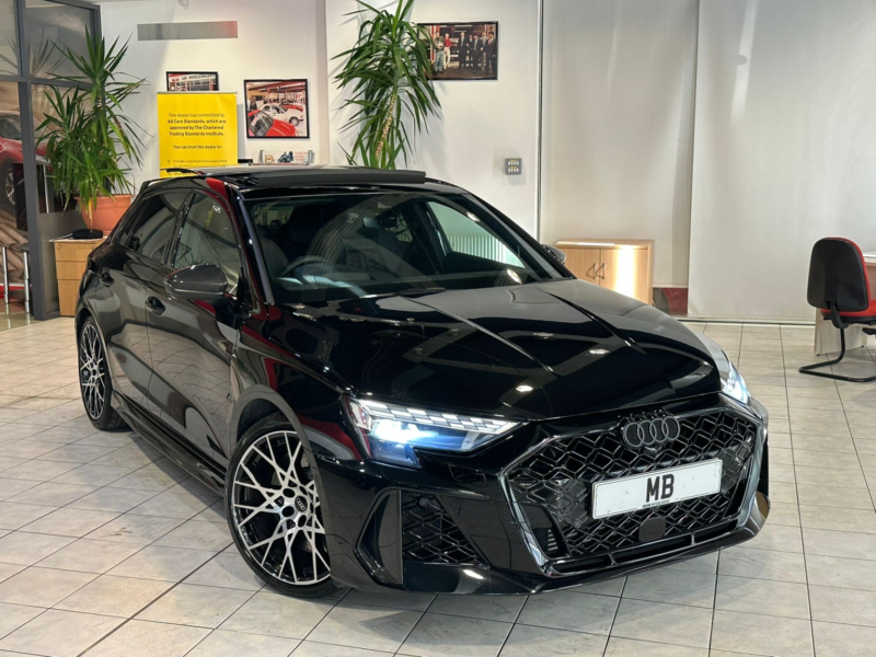 2025 Audi Rs3 2.5 Tfsi Carbon Vorsprung in Black — image 1