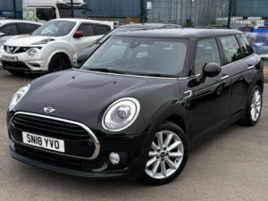 2018 MINI Clubman 1.5 Clubman Cooper in Black — image 3