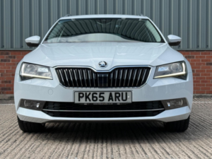 2015 Skoda Superb 2.0 Tdi Se L Executive DSG Auto 6spd Euro 6 (s/s) 5dr in White — image 3