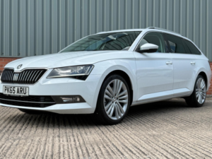 2015 Skoda Superb 2.0 Tdi Se L Executive DSG Auto 6spd Euro 6 (s/s) 5dr in White — image 4