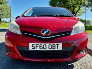 2011 Toyota Yaris 1.0 Hatchback 5dr Petrol Auto in Red — image 6