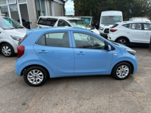 2018 Kia Picanto 1.0 2 Hatchback 5dr Petrol Manual Euro 6 (66 Bhp) in Blue — image 2