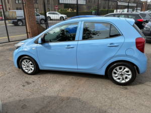 2018 Kia Picanto 1.0 2 Hatchback 5dr Petrol Manual Euro 6 (66 Bhp) in Blue — image 6