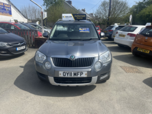 2011 Skoda Yeti 1.8 Tsi Se in Grey — image 3