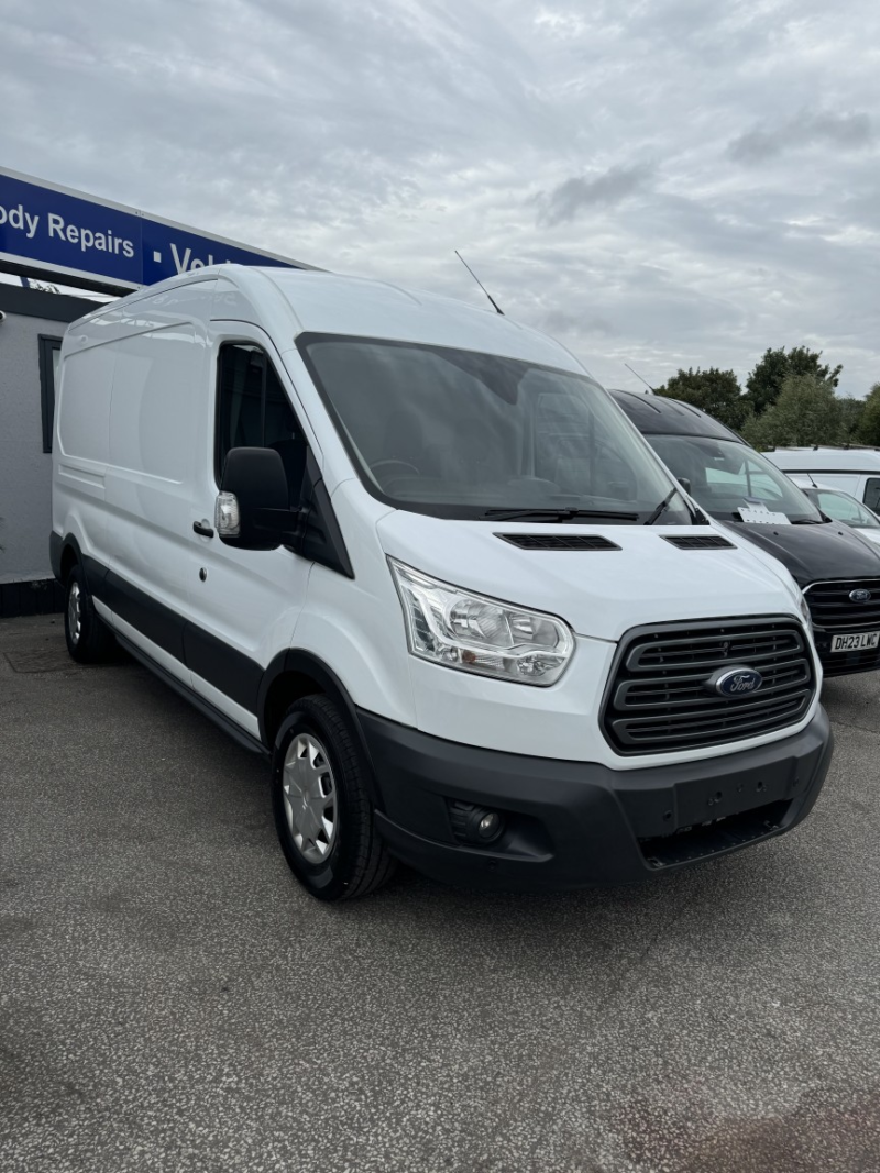 2019 Ford Transit 2.0 350 Ecoblue in White — image 1