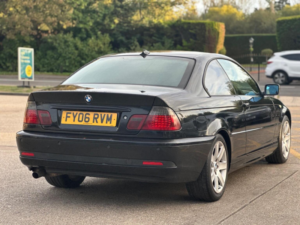 2006 BMW 3 Series 2.0 318ci 318 Se 2dr in Black — image 4