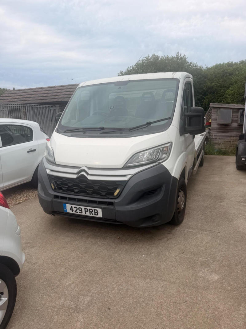 2014 Citroen Relay Recovery Vehicle in White — image 1