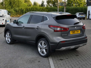 2019 Nissan Qashqai 1.3 Qashqai N-Motion Dig-T 5dr in Grey — image 5