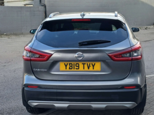 2019 Nissan Qashqai 1.3 Qashqai N-Motion Dig-T 5dr in Grey — image 6
