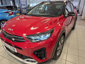 2023 Kia Stonic 1.0 T-Gdi Mhev Gt-Line S SUV 5dr Petrol Hybrid Dct Euro 6 (s/s) (118 Bhp) in Red — image 5