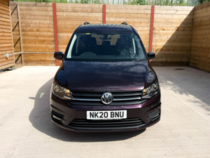 2020 Volkswagen Caddy Maxi Life 5 SEAT Auto Wheelchair Accessible Disabled Access Vehicle Wav in Purple — image 4