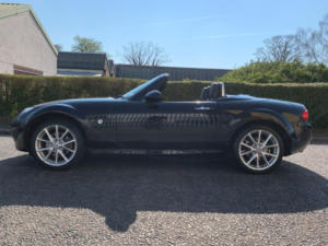 2011 Mazda Mx-5 2.0i Sport Tech Roadster 2dr Petrol Manual Euro 5 (160 Ps) in Black — image 4