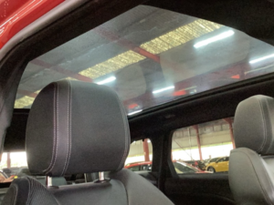 2019 Land Rover Range Rover Evoque Td4 Hse Dynamic in Red — image 2