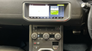 2019 Land Rover Range Rover Evoque Td4 Hse Dynamic in Red — image 3