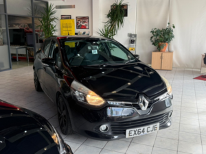 2014 Renault Clio 1.5 Dynamique S Medianav Dci 90 Edc Auto in Black — image 2