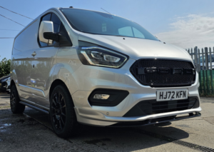 2022 Ford Transit Custom 2.0 Transit Custom Limited Van 340 L1 2.0l Ecoblue 130ps Fwd 6 Speed Automatic in Silver — image 4