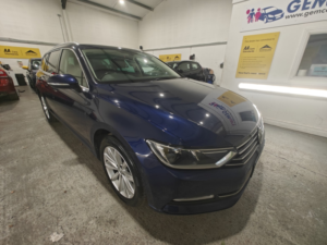 2018 Volkswagen Passat 2.0 Tdi Se Business in Blue — image 5