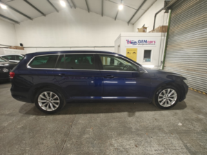 2018 Volkswagen Passat 2.0 Tdi Se Business in Blue — image 6