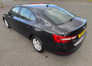 2019 Skoda Superb 2.0 Tdi S Euro 6 (s/s) 5dr in Black — image 2