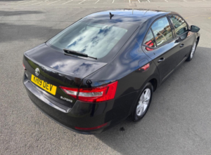 2019 Skoda Superb 2.0 Tdi S Euro 6 (s/s) 5dr in Black — image 4
