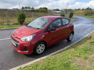 2017 Hyundai I10 1.0 I10 Go! 1.0 in Red — image 4