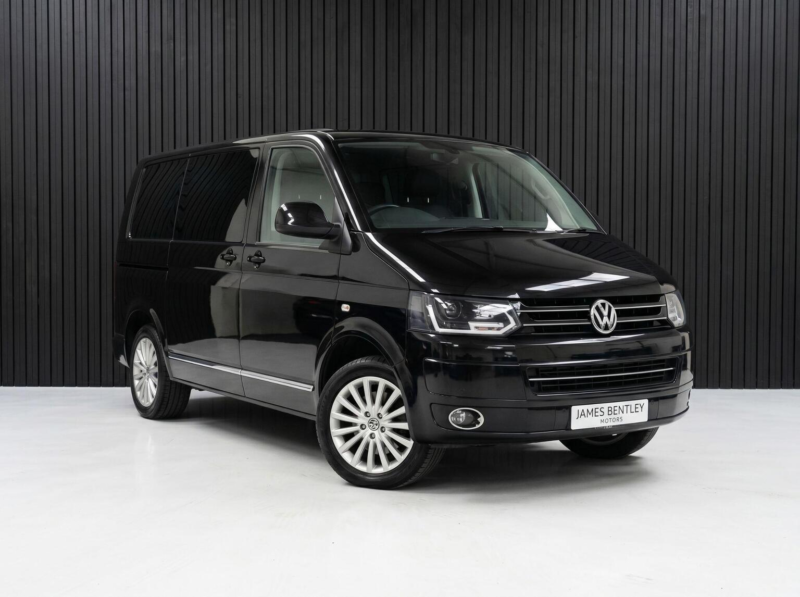 2013 Volkswagen Caravelle 2.0 Bitdi Bluemotion Tech Executive DSG 4motion Euro 5 (s/s) 5dr in Black — image 1