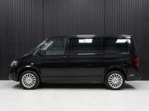 2013 Volkswagen Caravelle 2.0 Bitdi Bluemotion Tech Executive DSG 4motion Euro 5 (s/s) 5dr in Black — image 4
