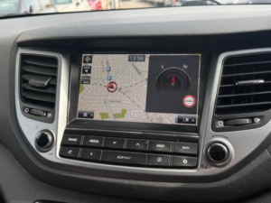 2016 Hyundai Tucson 2.0 Crdi Se Nav Auto 4WD Euro 6 5dr in Silver — image 3